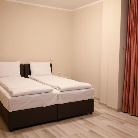 Hotel Leda صوفيا المظهر الخارجي الصورة