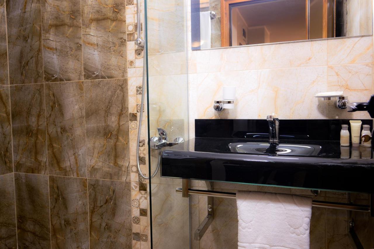 Hotel Leda صوفيا المظهر الخارجي الصورة